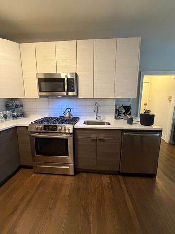 631 W ROSCOE Street C3, Chicago, IL 60657