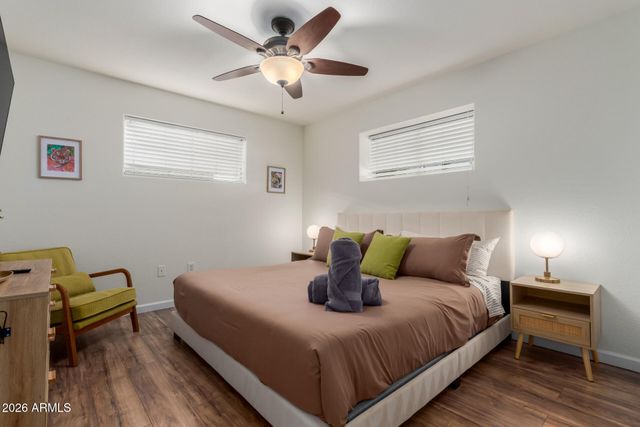 2715 W ROYAL PALM Road, Phoenix, AZ 85051