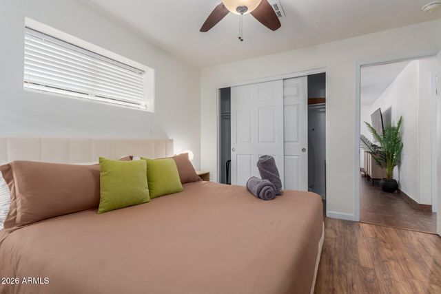 2715 W ROYAL PALM Road, Phoenix, AZ 85051