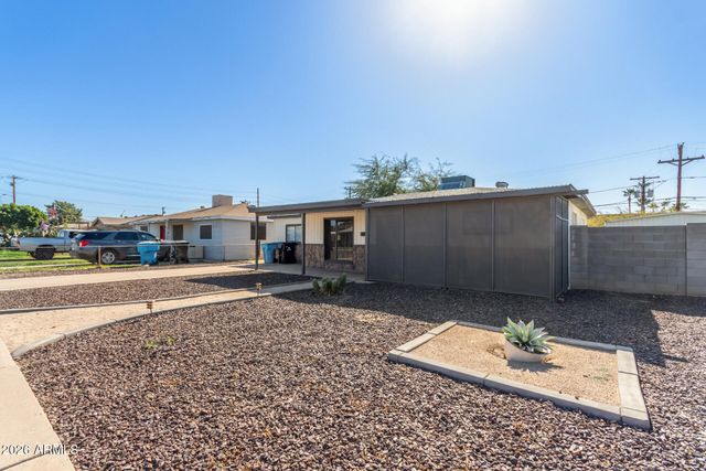 2715 W ROYAL PALM Road, Phoenix, AZ 85051