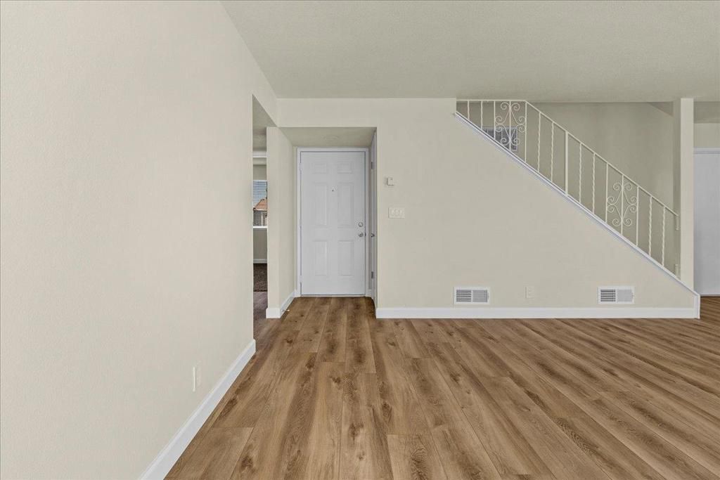 Image 5 of property listing at 1634 Cherokee Drive, Salinas, CA 93906