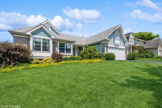 6254 Old Farm Lane, Gurnee, IL 60031