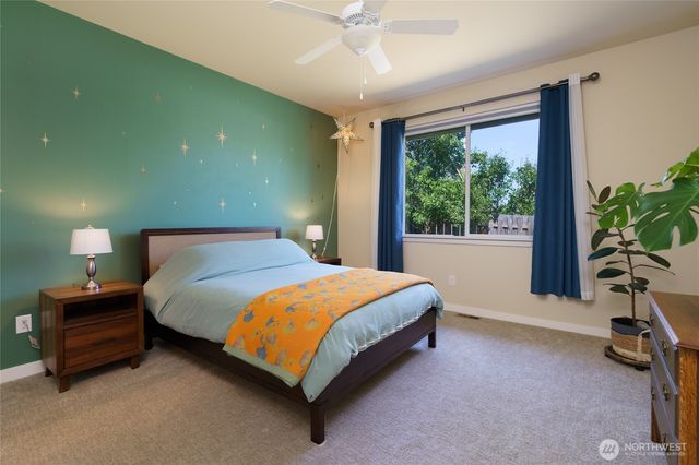 1758 Hillcrest Loop, Mount Vernon, WA 98274