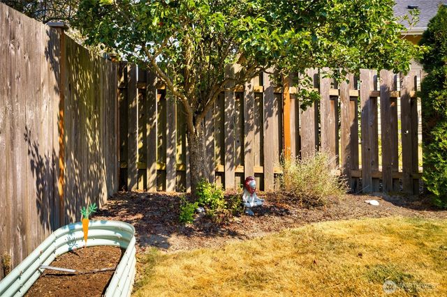 1758 Hillcrest Loop, Mount Vernon, WA 98274