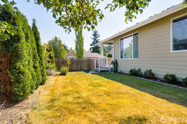 1758 Hillcrest Loop, Mount Vernon, WA 98274