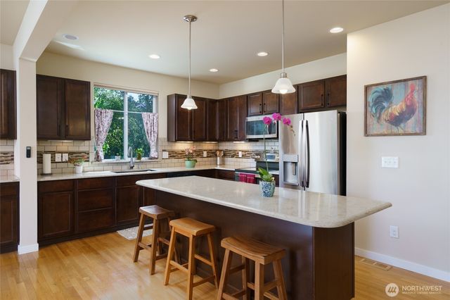 1758 Hillcrest Loop, Mount Vernon, WA 98274