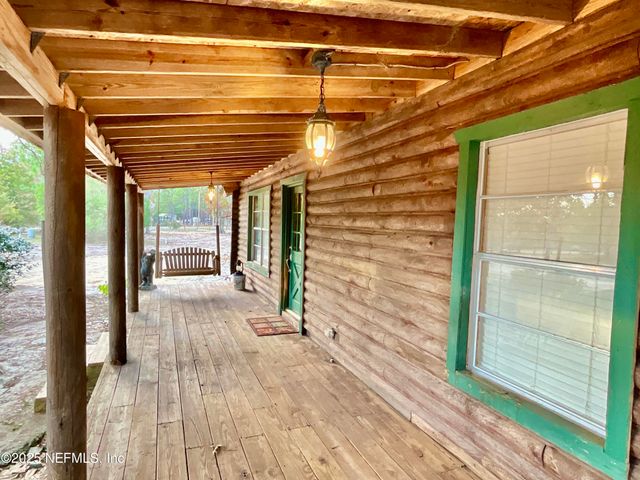276 MELROSE LANDING Boulevard, Hawthorne, FL 32640