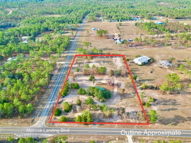 276 MELROSE LANDING Boulevard, Hawthorne, FL 32640