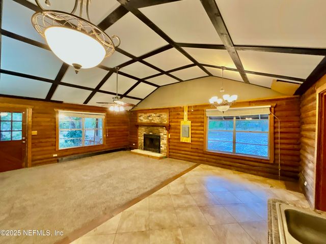 276 MELROSE LANDING Boulevard, Hawthorne, FL 32640