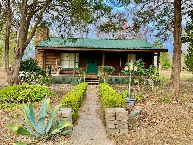 276 MELROSE LANDING Boulevard, Hawthorne, FL 32640