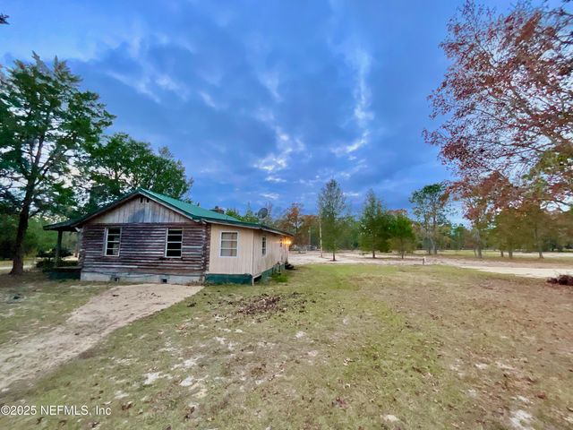 276 MELROSE LANDING Boulevard, Hawthorne, FL 32640