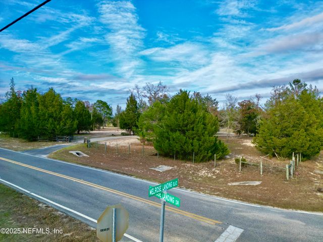276 MELROSE LANDING Boulevard, Hawthorne, FL 32640