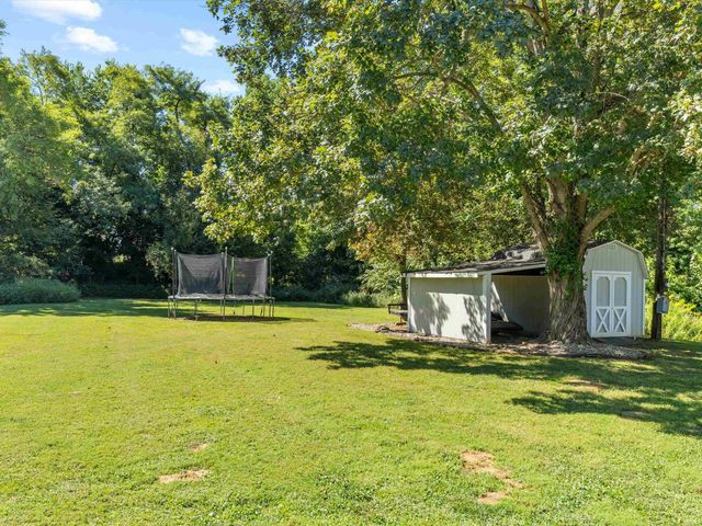 75 W Grissom Avenue, Rockport, IN 47635