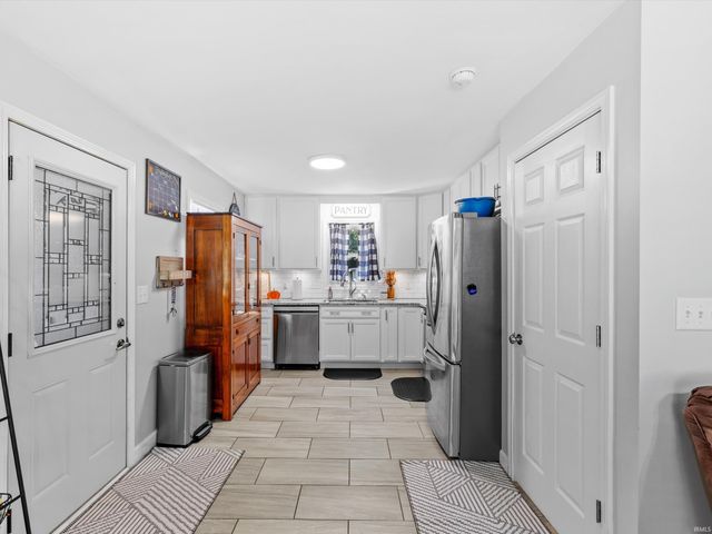 75 W Grissom Avenue, Rockport, IN 47635