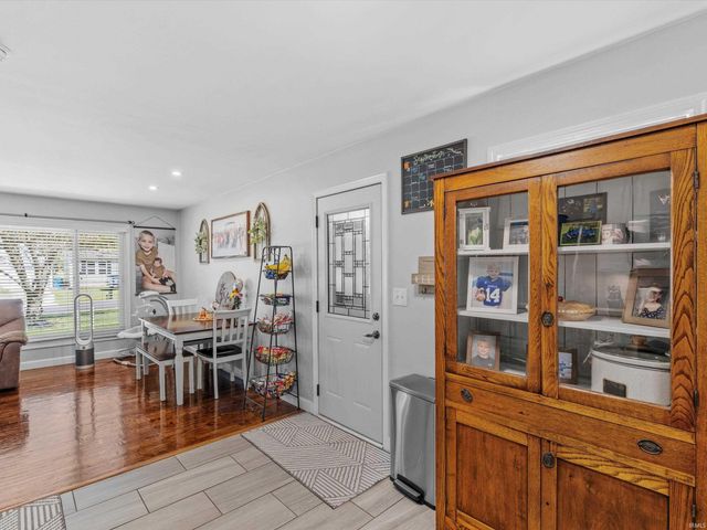 75 W Grissom Avenue, Rockport, IN 47635