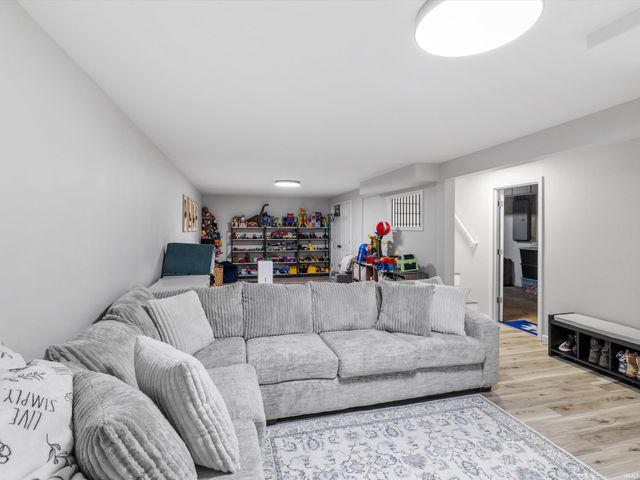 75 W Grissom Avenue, Rockport, IN 47635