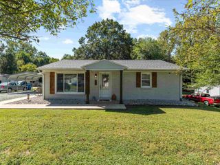 75 W Grissom Avenue, Rockport, IN 47635