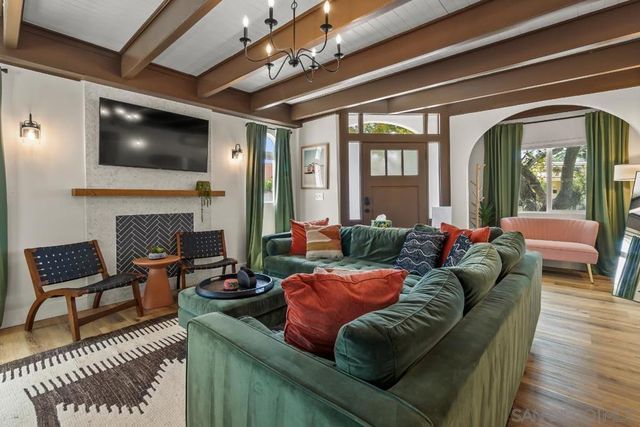 3527 Park Villa Dr, San Diego, CA 92104