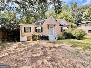 2661 Baker Ridge Drive NW, Atlanta, GA 30318