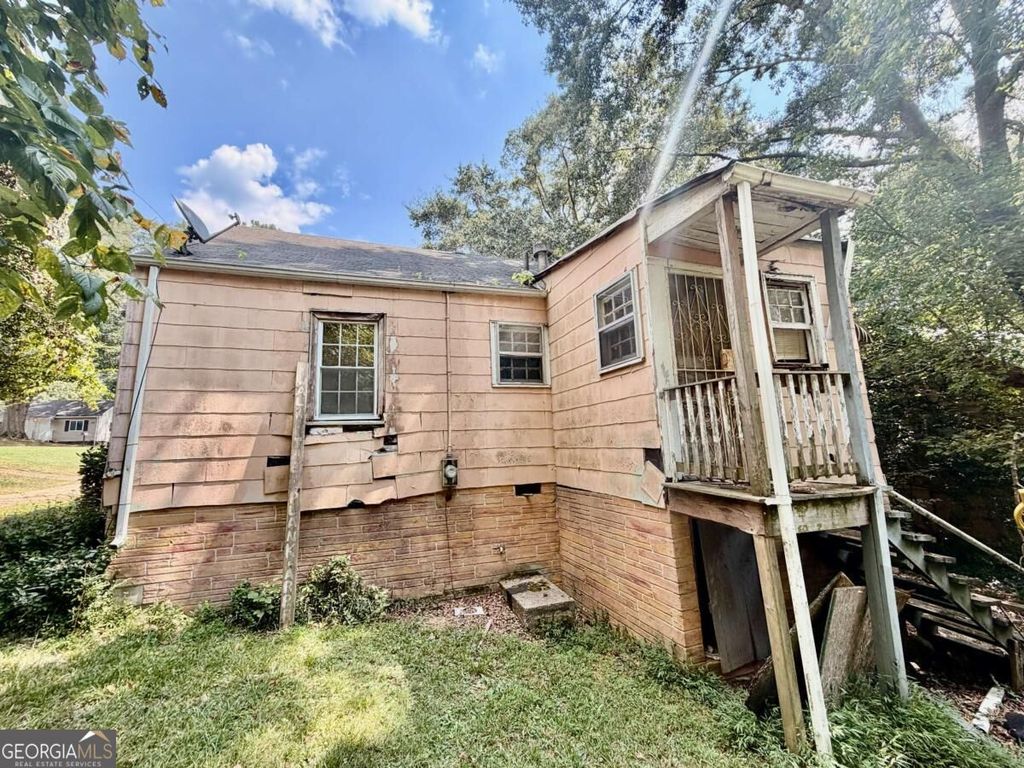 2661 Baker Ridge Drive NW, Atlanta, GA 30318 — photo 2