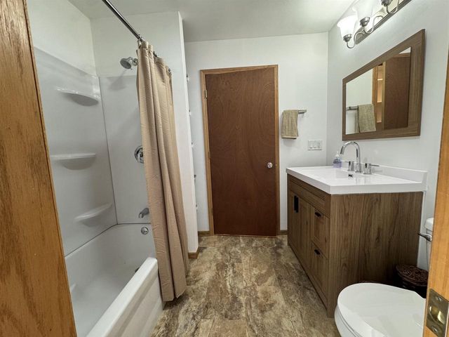 441 E Acorn Drive, Beloit, WI 53511