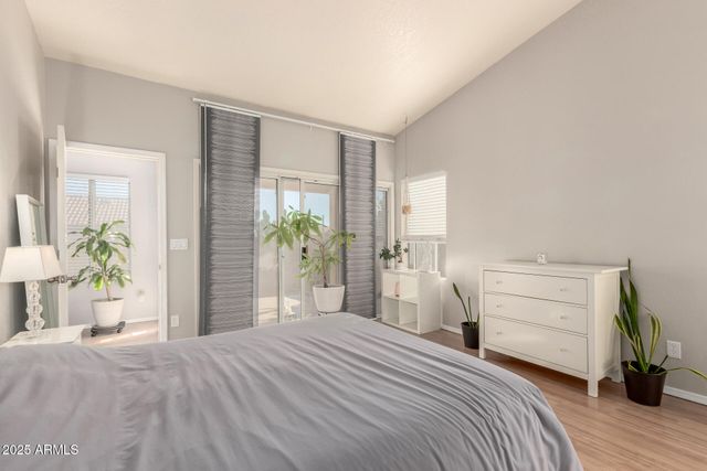 4545 E WOODLAND Drive, Phoenix, AZ 85048