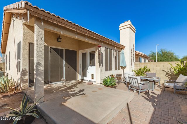 4545 E WOODLAND Drive, Phoenix, AZ 85048