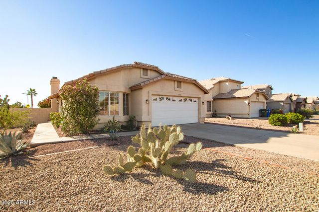 4545 E WOODLAND Drive, Phoenix, AZ 85048