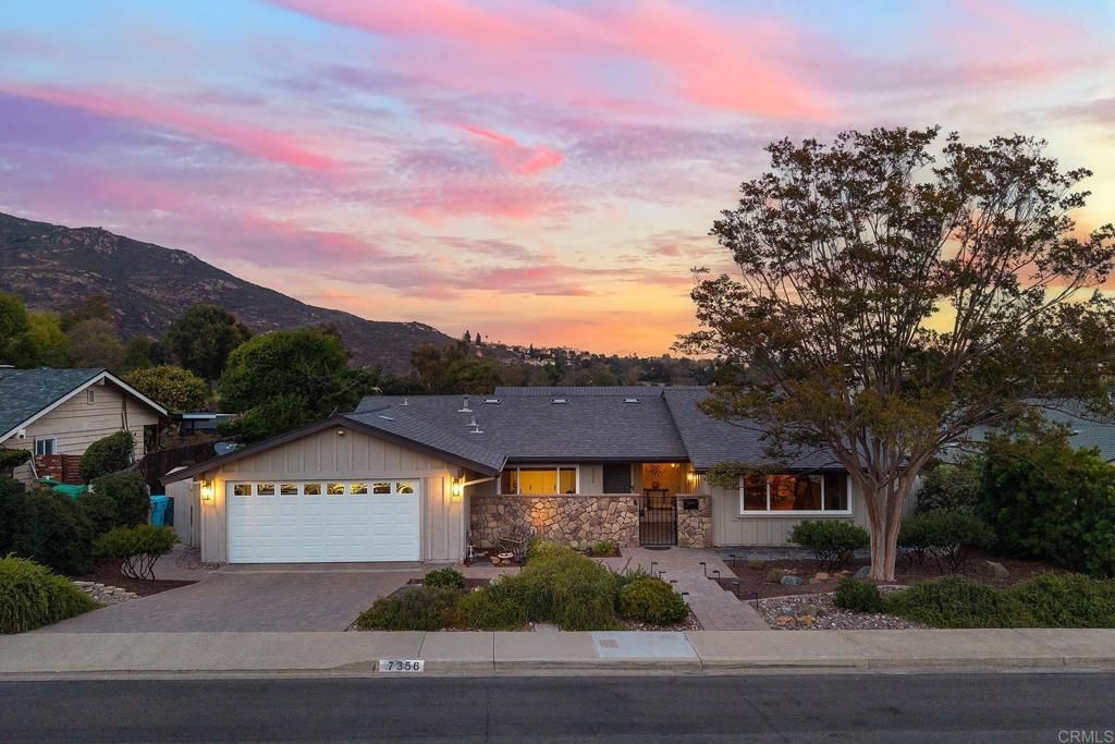 7356 CASPER DR, San Carlos, CA 92119 — exterior