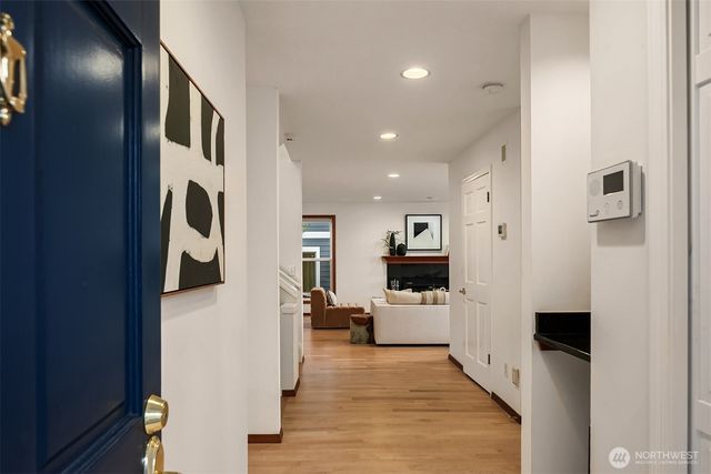 8533 NE Juanita Drive, Kirkland, WA 98034