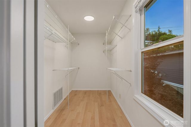 8533 NE Juanita Drive, Kirkland, WA 98034