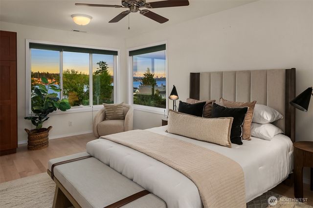 8533 NE Juanita Drive, Kirkland, WA 98034