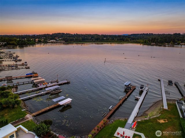 8533 NE Juanita Drive, Kirkland, WA 98034