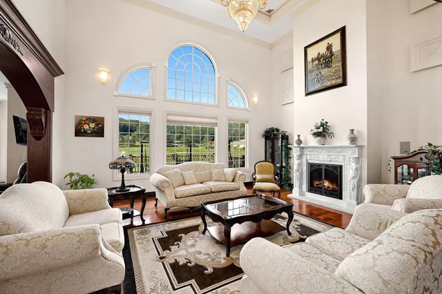 3312 Augusta Lane, Onalaska, WI 54650