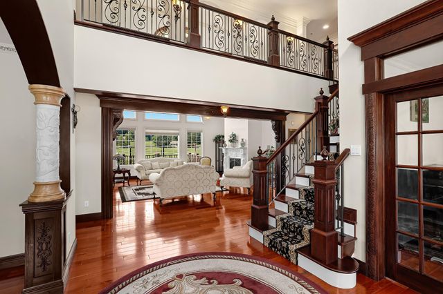 3312 Augusta Lane, Onalaska, WI 54650