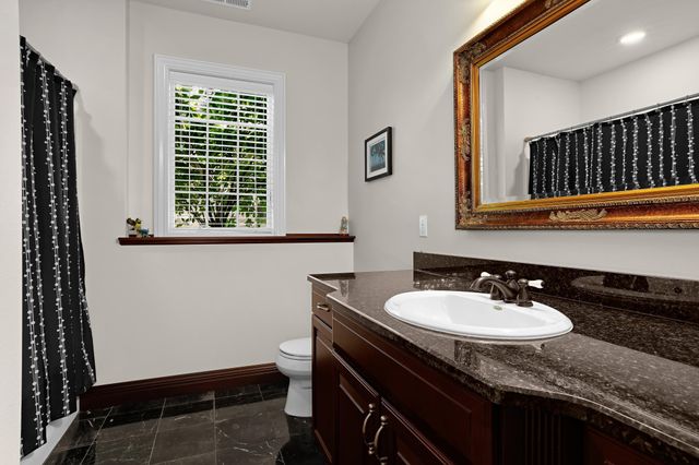 3312 Augusta Lane, Onalaska, WI 54650