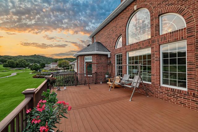 3312 Augusta Lane, Onalaska, WI 54650