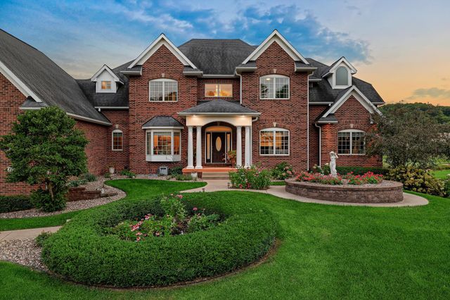 3312 Augusta Lane, Onalaska, WI 54650