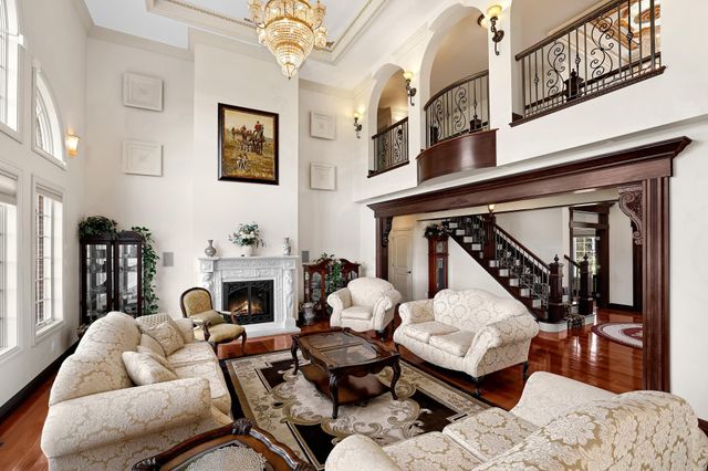 3312 Augusta Lane, Onalaska, WI 54650