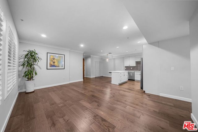 440 S Occidental Boulevard 104, Los Angeles, CA 90057