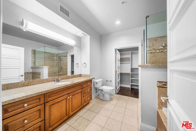 440 S Occidental Boulevard 104, Los Angeles, CA 90057