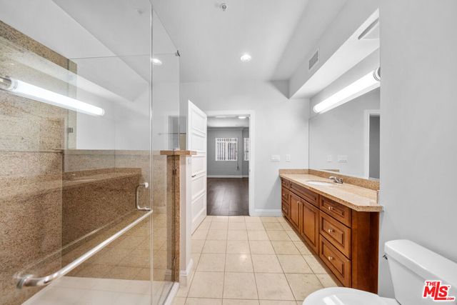 440 S Occidental Boulevard 104, Los Angeles, CA 90057