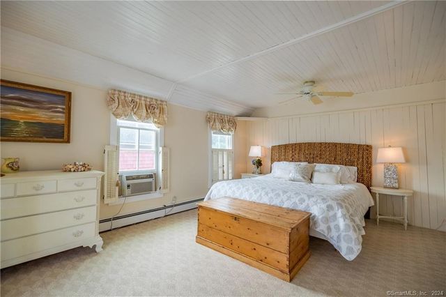 153 4th Avenue, Milford, CT 06460