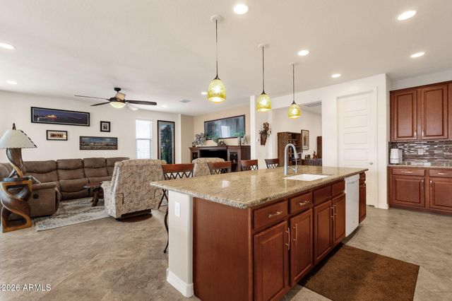 21960 N 97TH Glen, Peoria, AZ 85383