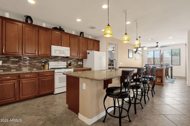 21960 N 97TH Glen, Peoria, AZ 85383