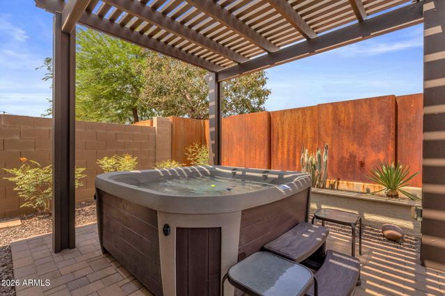 21960 N 97TH Glen, Peoria, AZ 85383