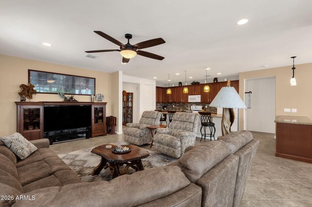 21960 N 97TH Glen, Peoria, AZ 85383