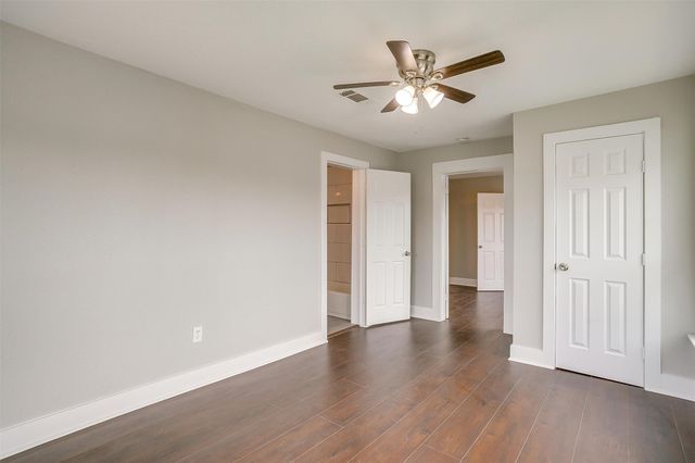 2932 Travis Avenue 2932, Fort Worth, TX 76110