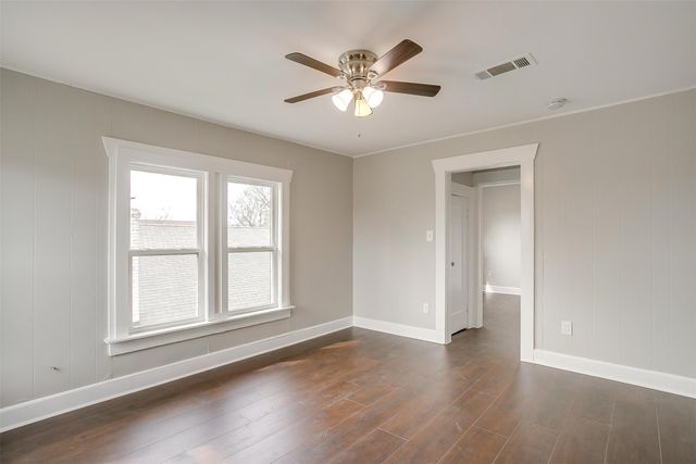 2932 Travis Avenue 2932, Fort Worth, TX 76110