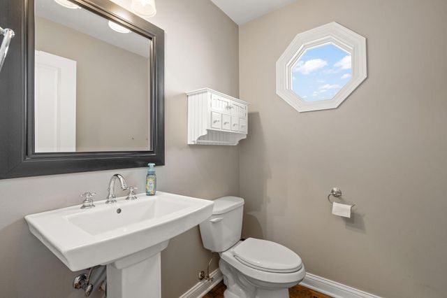 145 Stone Ridge Drive, Dyer, IN 46311